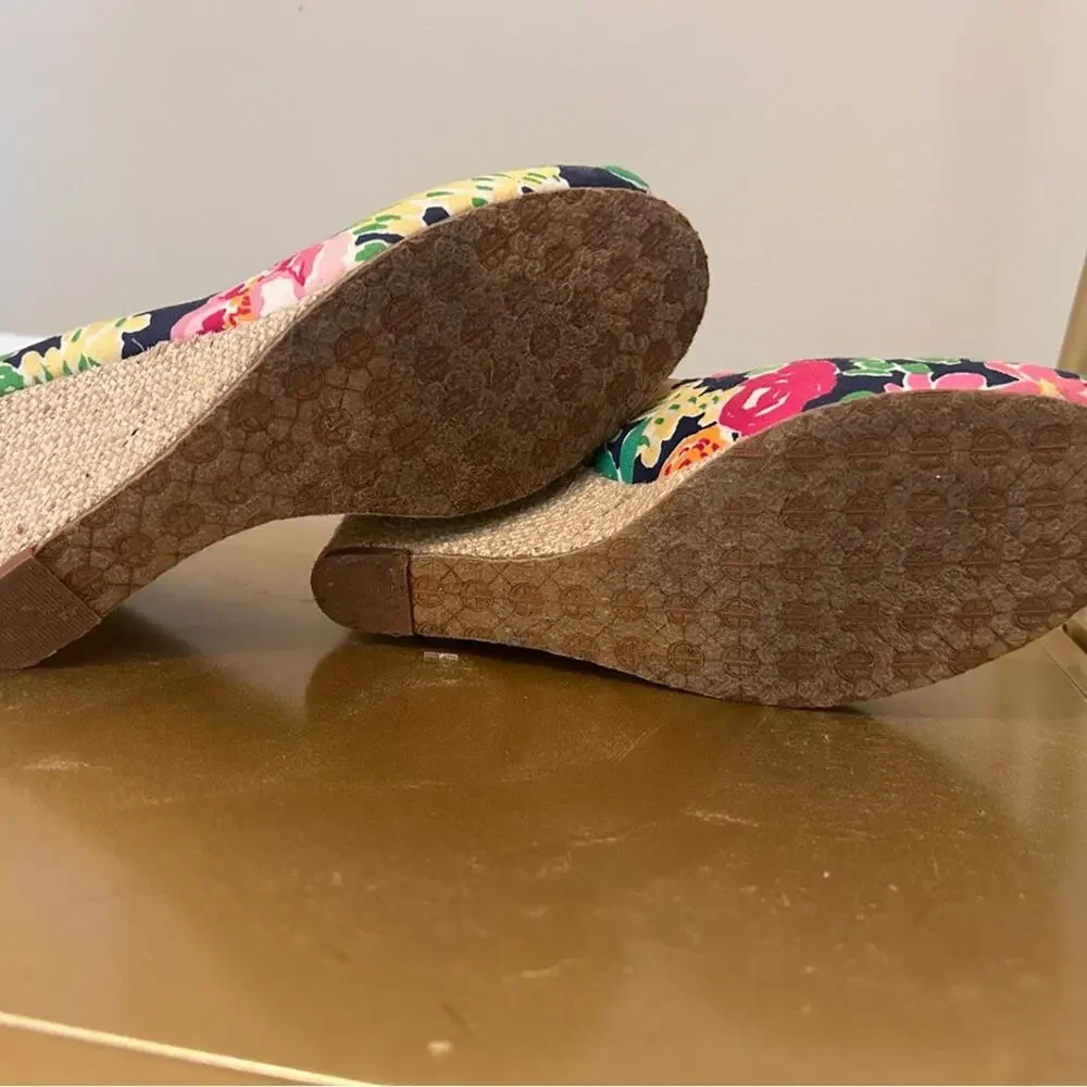 Lilly Pulitzer Floral Wedge Heels – Size 7.5 - Picture 4 of 5